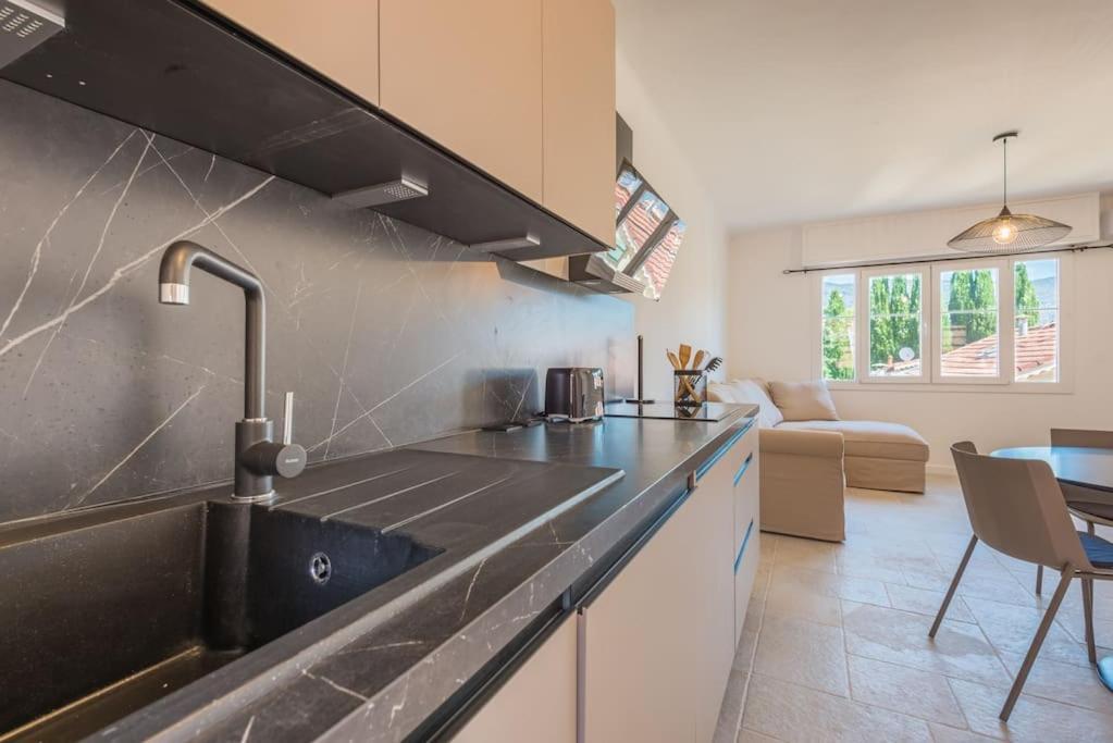 2P Neuf Au Coeur De St Jean Cap Ferrat Appartement Saint-Jean-Cap-Ferrat Buitenkant foto